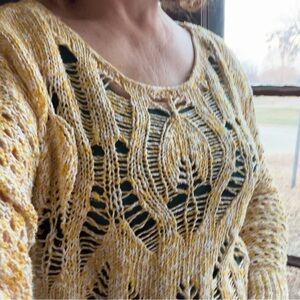 American Eagle Outfitters Womens Yellow White Open Knit Sweater - Size Small